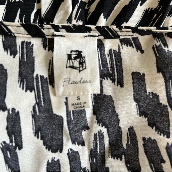 FLAWLESS “Scratch That” Chic Black and White Print Romper - Picture 7 of 7